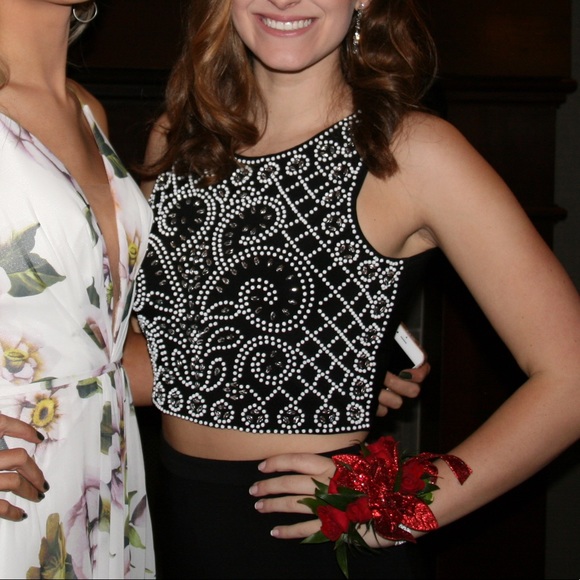 Prom dress - Picture 5 of 5